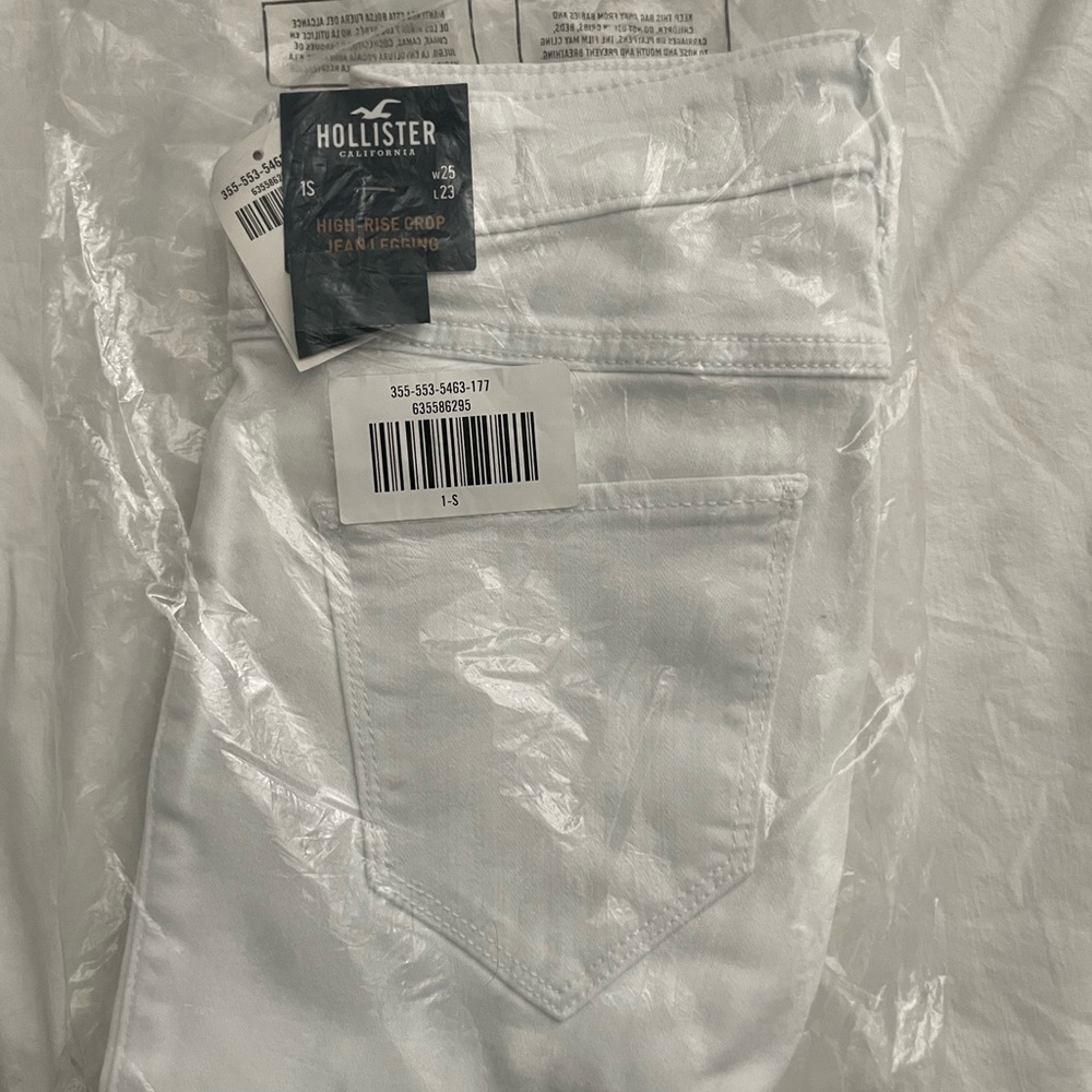 Hollister white jeans never worn